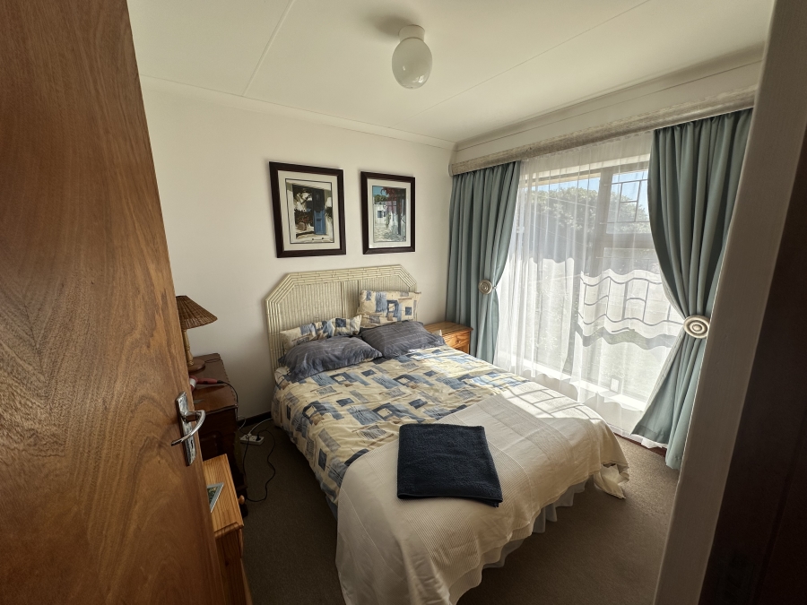 4 Bedroom Property for Sale in Hartenbos Central Western Cape